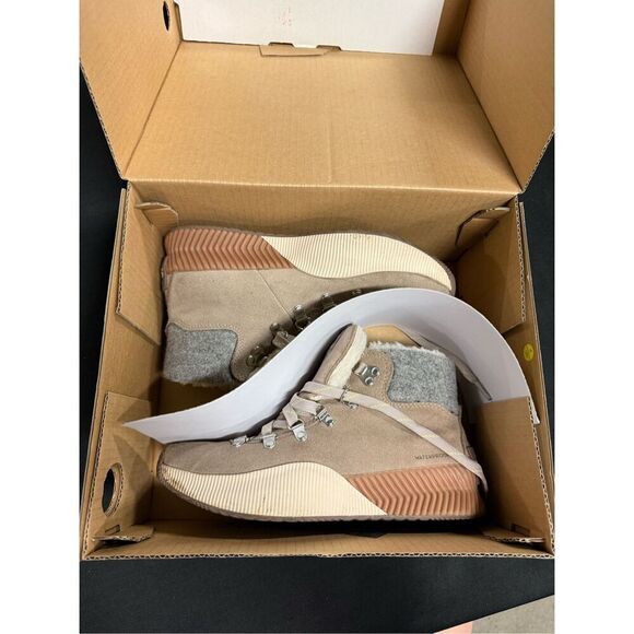 Sorel Out N About III Conquest Waterproof Boots Omega Taupe Gum 2 7 - Picture 1 of 6
